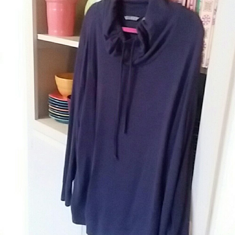 Lounge wear top
